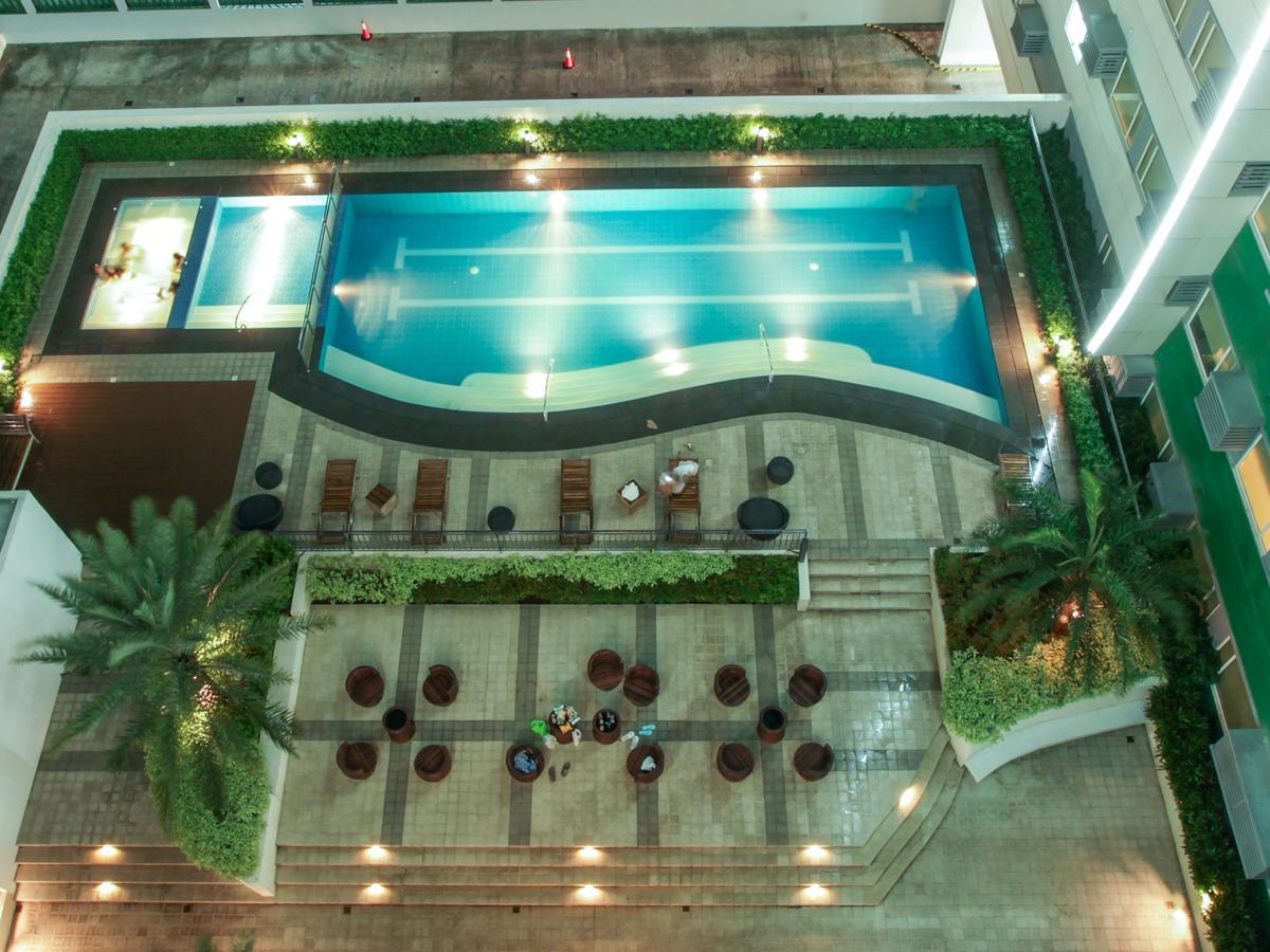 Hotel 101 Manila - Multiple Use Hotel Pasay Exterior foto